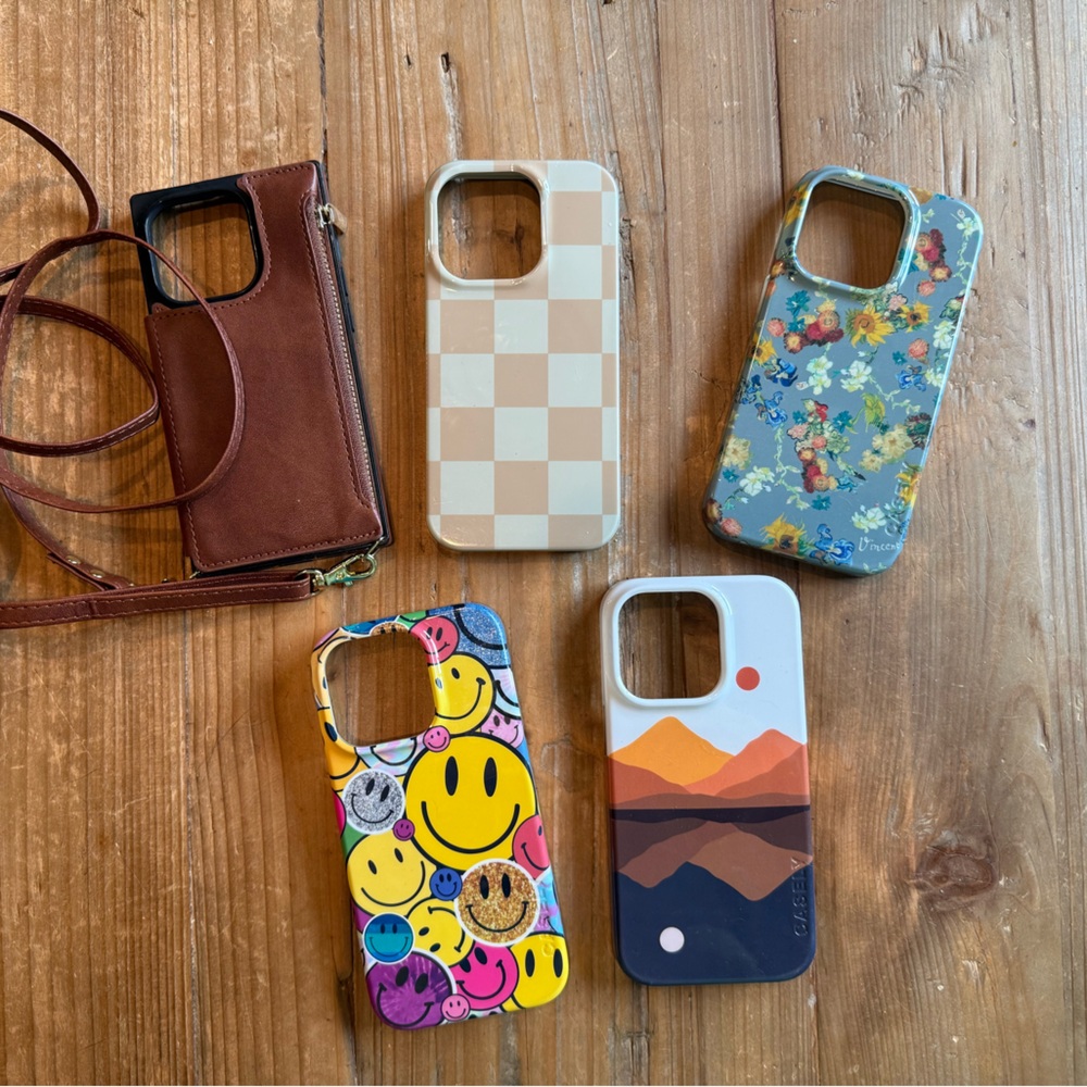 Set of 5 iPhone 14 Pro cases